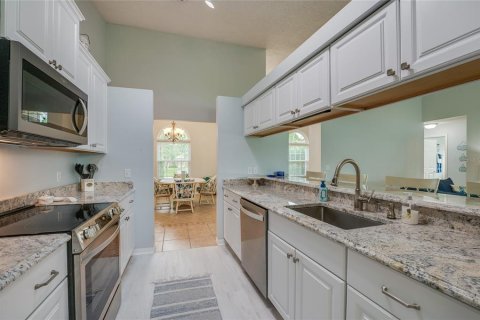 House in Port Orange, Florida 3 bedrooms, 191.56 sq.m. № 2400311 - photo 10