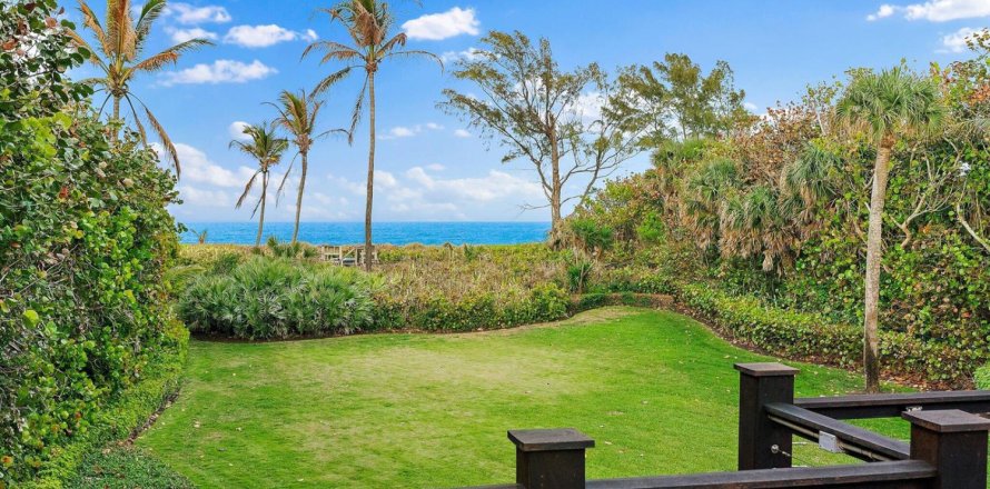 Casa en Jupiter Island, Florida 4 dormitorios, 200.67 m2 № 2088240