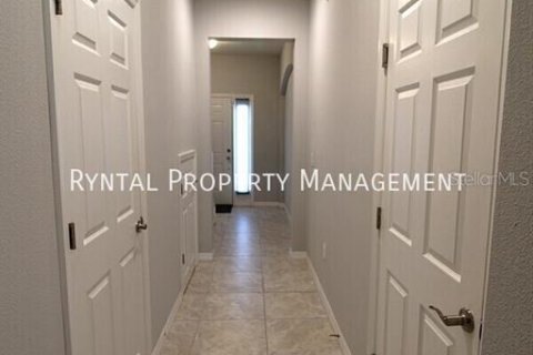 Adosado en alquiler en Tampa, Florida, 3 dormitorios, 172.05 m2 № 1913048 - foto 18