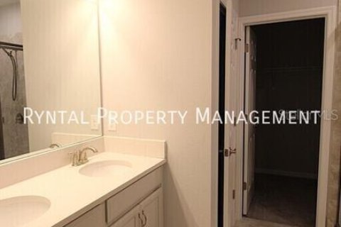 Adosado en alquiler en Tampa, Florida, 3 dormitorios, 172.05 m2 № 1913048 - foto 12