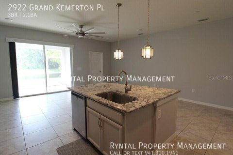 Adosado en alquiler en Tampa, Florida, 3 dormitorios, 172.05 m2 № 1913048 - foto 3