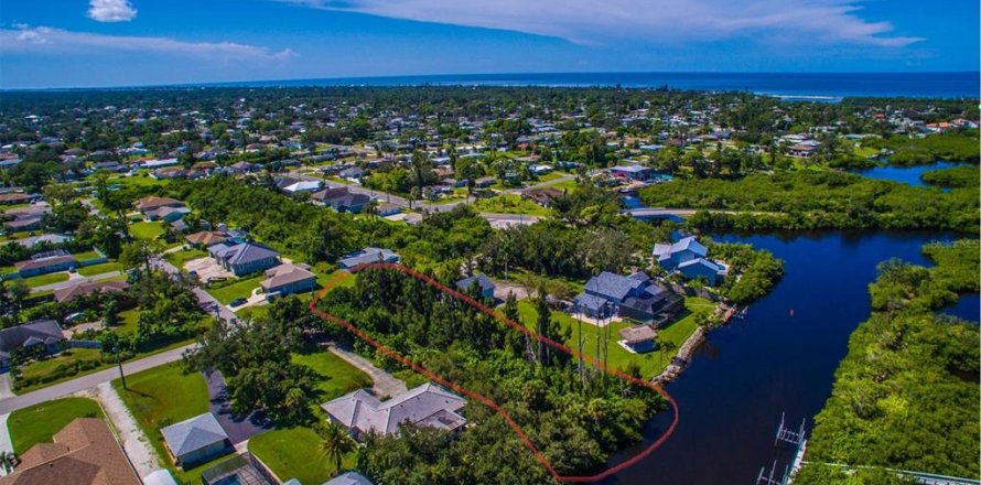 Land in Venice, Florida № 1912443