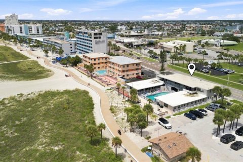 Hotel in Treasure Island, Florida 768.86 sq.m. № 2416657 - photo 2