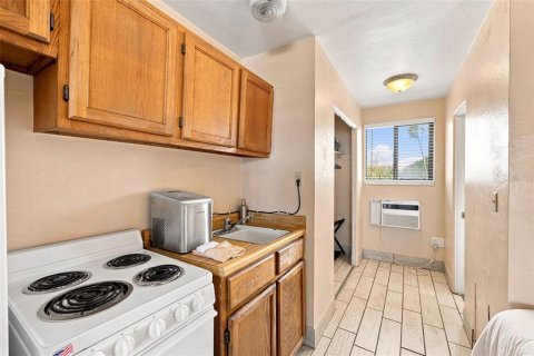 Hotel in Treasure Island, Florida 768.86 sq.m. № 2416657 - photo 24
