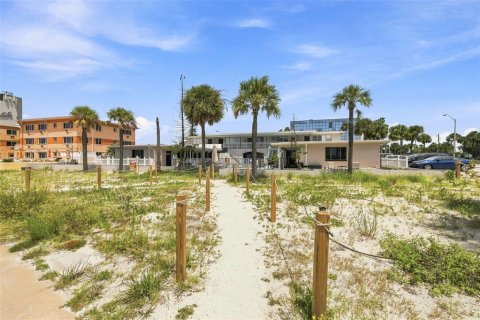 Hotel in Treasure Island, Florida 768.86 sq.m. № 2416657 - photo 4