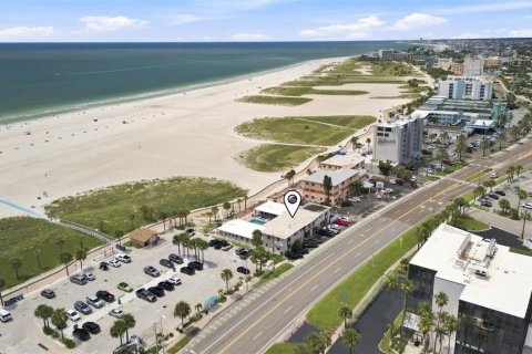 Hotel in Treasure Island, Florida 768.86 sq.m. № 2416657 - photo 6