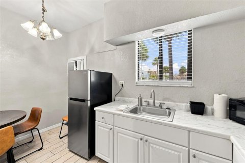 Hotel in Treasure Island, Florida 768.86 sq.m. № 2416657 - photo 20