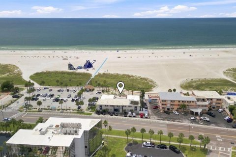Hotel in Treasure Island, Florida 768.86 sq.m. № 2416657 - photo 3
