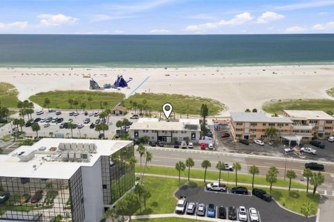 Hotel in Treasure Island, Florida 768.86 sq.m. № 2416657 - photo 8