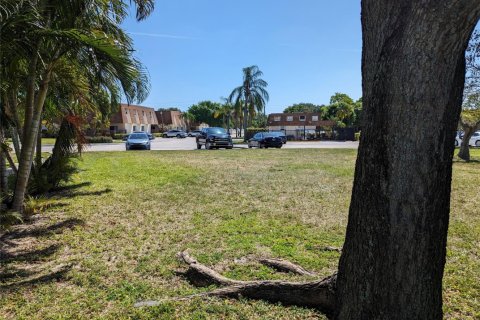 Land in North Lauderdale, Florida № 1141303 - photo 1