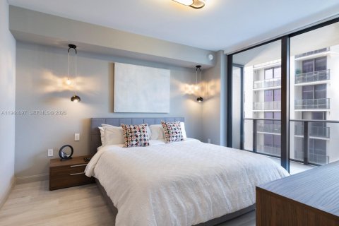 Condominio en alquiler en Miami, Florida, 1 dormitorio, 72.09 m2 № 2059937 - foto 4