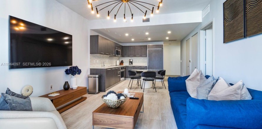 Condominio en Miami, Florida, 1 dormitorio  № 2059937