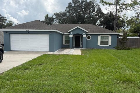 Casa en Spring Hill, Florida 3 dormitorios, 118.54 m2 № 2347360