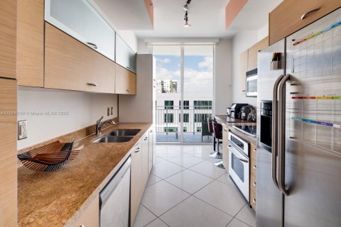Купить кондоминиум в Майами, Флорида 2 спальни, 118.91м2, № 1945967 - фото 4