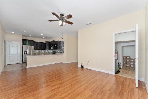 Adosado en venta en Apopka, Florida, 4 dormitorios, 200.39 m2 № 1816902 - foto 23
