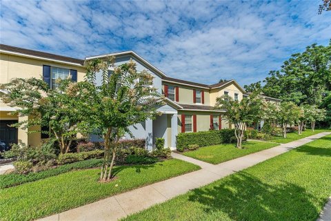 Adosado en venta en Apopka, Florida, 4 dormitorios, 200.39 m2 № 1816902 - foto 2