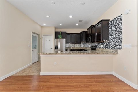 Adosado en venta en Apopka, Florida, 4 dormitorios, 200.39 m2 № 1816902 - foto 19