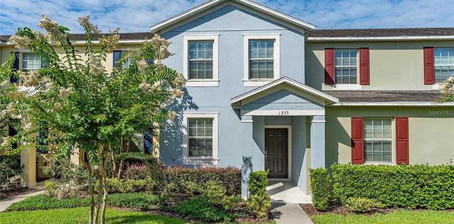 Adosado en Apopka, Florida 4 dormitorios, 200.39 m2 № 1816902