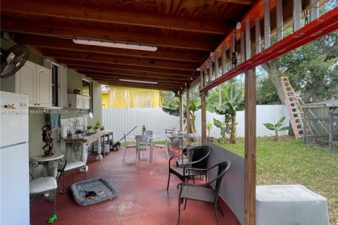 Купить виллу или дом в Майами, Флорида 2 спальни, 82.87м2, № 1700432 - фото 23