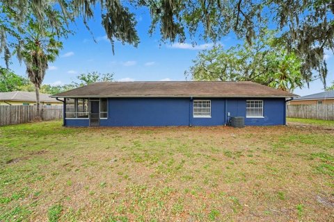 House in Lakeland, Florida 4 bedrooms, 163.79 sq.m. № 2107449 - photo 24