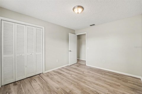 House in Lakeland, Florida 4 bedrooms, 163.79 sq.m. № 2107449 - photo 20