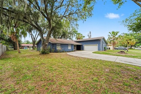 House in Lakeland, Florida 4 bedrooms, 163.79 sq.m. № 2107449 - photo 3