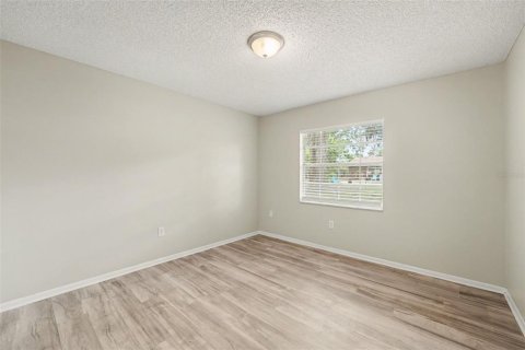 House in Lakeland, Florida 4 bedrooms, 163.79 sq.m. № 2107449 - photo 16