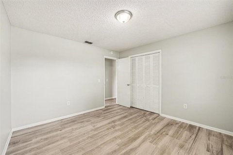 House in Lakeland, Florida 4 bedrooms, 163.79 sq.m. № 2107449 - photo 19