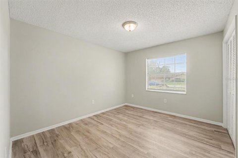 House in Lakeland, Florida 4 bedrooms, 163.79 sq.m. № 2107449 - photo 18