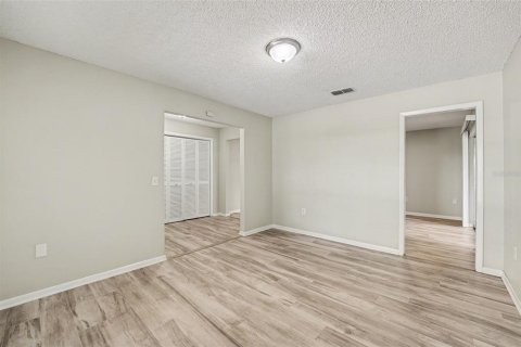 House in Lakeland, Florida 4 bedrooms, 163.79 sq.m. № 2107449 - photo 12