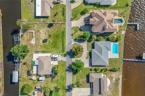 Terreno en venta en North Fort Myers, Florida № 2108169 - foto 3