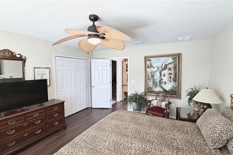 Townhouse in Seminole, Florida 4 bedrooms, 248.05 sq.m. № 2235574 - photo 28