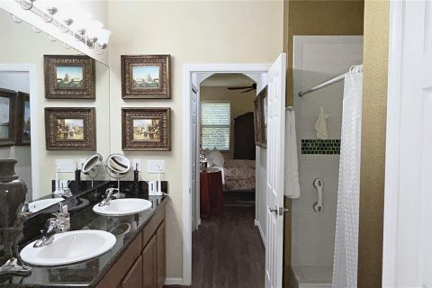 Townhouse in Seminole, Florida 4 bedrooms, 248.05 sq.m. № 2235574 - photo 15