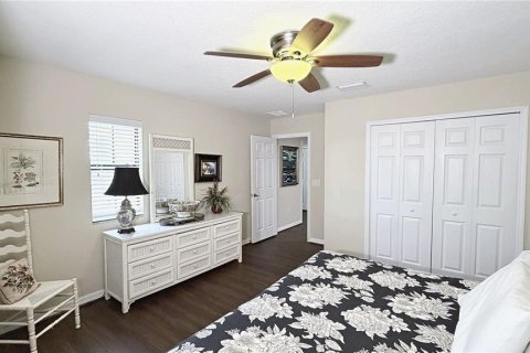Townhouse in Seminole, Florida 4 bedrooms, 248.05 sq.m. № 2235574 - photo 30