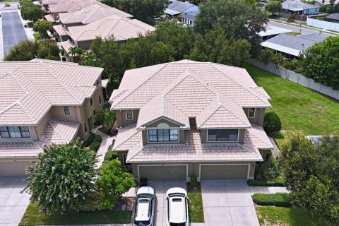 Townhouse in Seminole, Florida 4 bedrooms, 248.05 sq.m. № 2235574 - photo 2