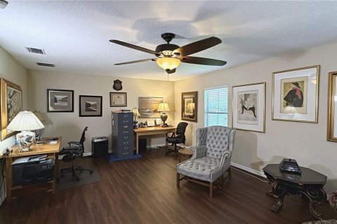 Townhouse in Seminole, Florida 4 bedrooms, 248.05 sq.m. № 2235574 - photo 19