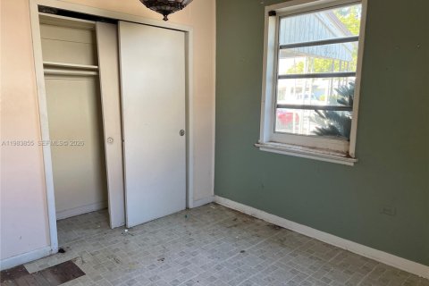 House in Miami, Florida 3 bedrooms, 102.75 sq.m. № 2046724 - photo 15