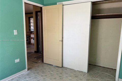 House in Miami, Florida 3 bedrooms, 102.75 sq.m. № 2046724 - photo 21