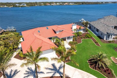 Villa ou maison à vendre à Englewood, Floride: 5 chambres, 298.31 m2 № 1652582 - photo 4