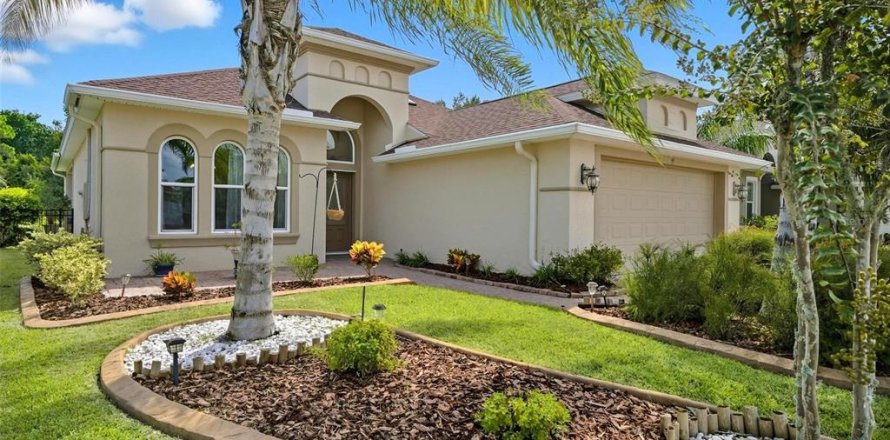 Casa en Palm Coast, Florida 3 dormitorios, 170.75 m2 № 1898626