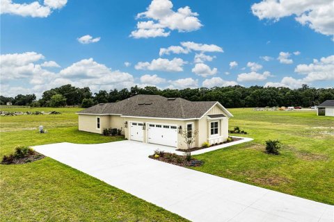 Casa en venta en Oxford, Florida, 4 dormitorios, 203.83 m2 № 2097859 - foto 4