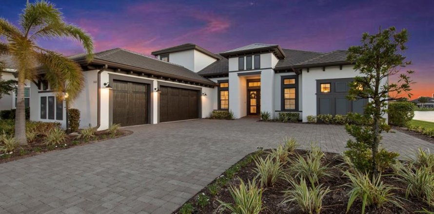 House in Fort Myers, Florida 5 bedrooms, 445.28 sq.m. № 1642558