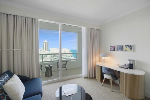 Condominio en venta en Miami Beach, Florida, 1 dormitorio, 93.09 m2 № 1888818 - foto 16