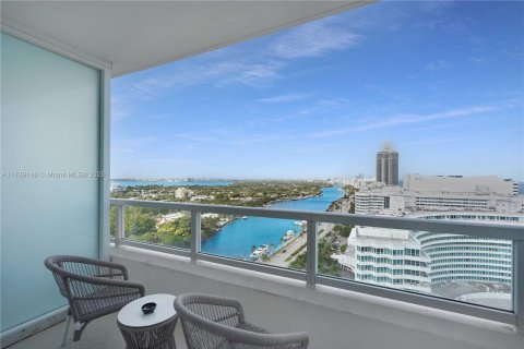 Condominio en venta en Miami Beach, Florida, 1 dormitorio, 93.09 m2 № 1888818 - foto 25