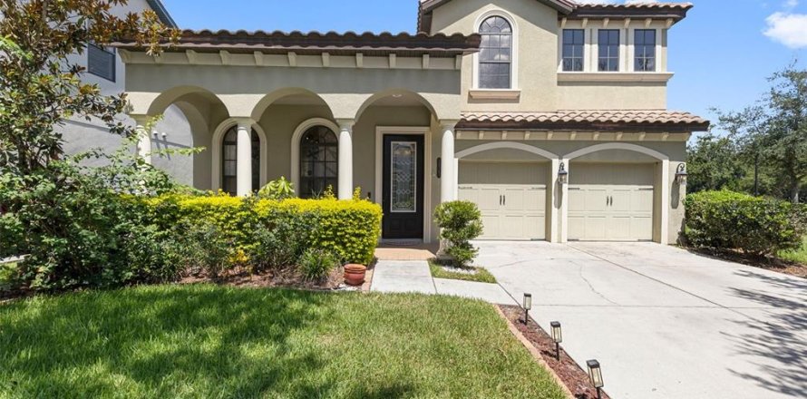 House in Tampa, Florida 4 bedrooms, 278.34 sq.m. № 1885014