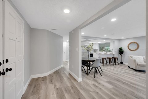 House in Hudson, Florida 3 bedrooms, 150.97 sq.m. № 1912532 - photo 9