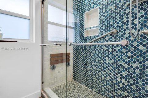 Villa ou maison à vendre à Hollywood, Floride: 2 chambres, 95.32 m2 № 2005388 - photo 7