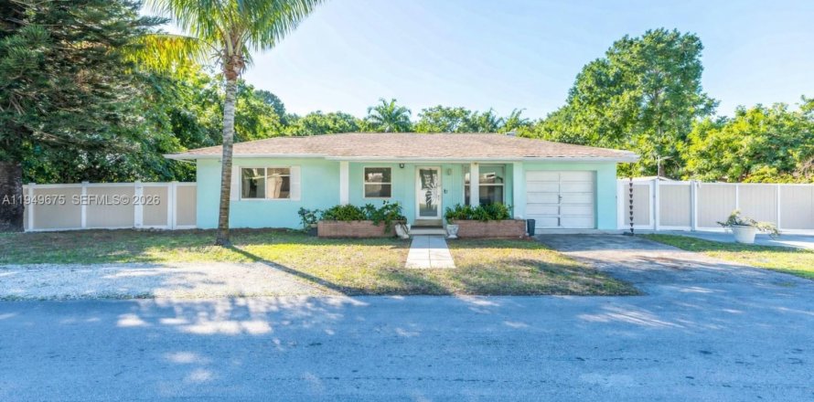 Villa ou maison à Hollywood, Floride 2 chambres, 95.32 m2 № 2005388