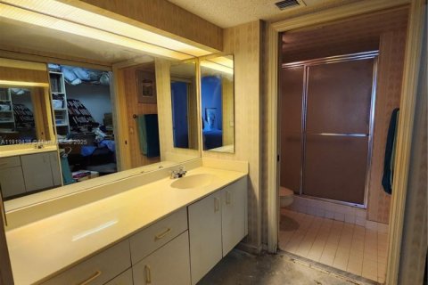 Купить кондоминиум в Тамарак, Флорида 2 спальни, 112.88м2, № 1977008 - фото 12