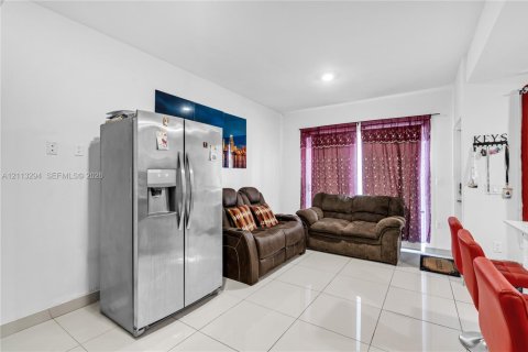 Купить таунхаус в Хомстед, Флорида 4 спальни, 133.22м2, № 2436567 - фото 20